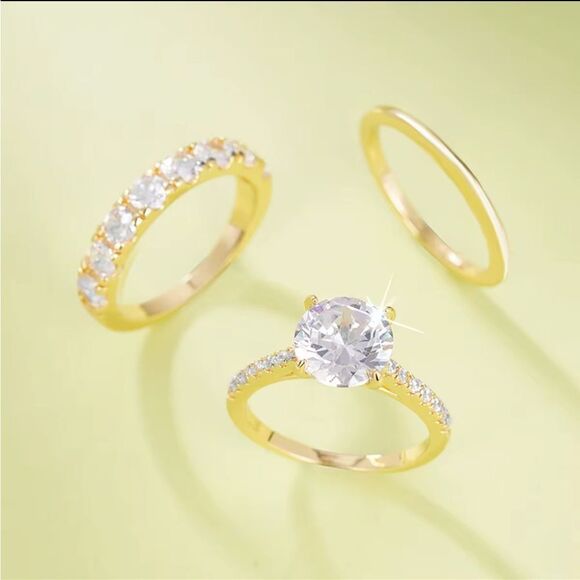 Elegant Gold and Silver Diamond Ring Set A1170 - Picture 2 of 3